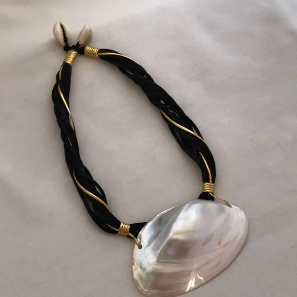 White, black, and gold shell statement necklace - Picture 3 of 5